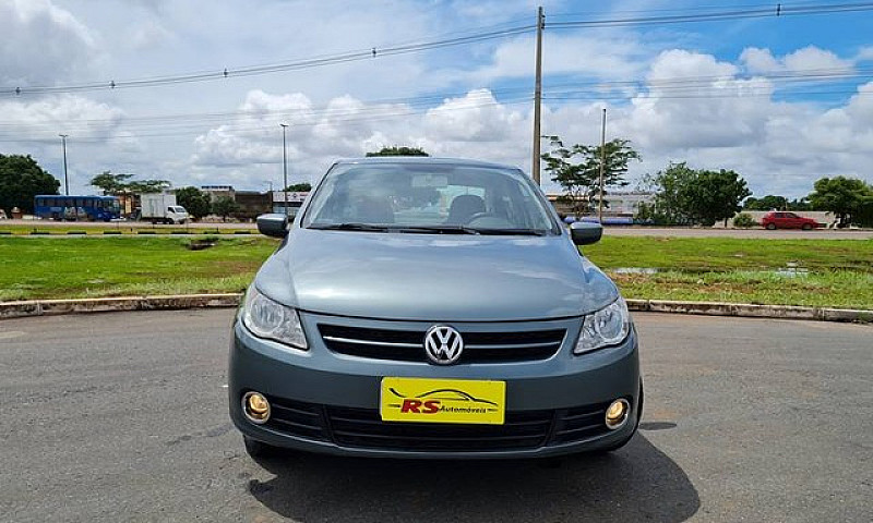 Volkswagen Voyage 1....