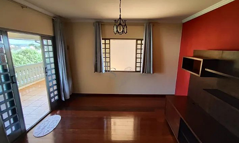 Casa No Jardim Athen...