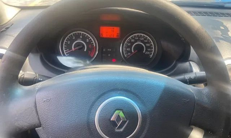 Renault Logan Expres...