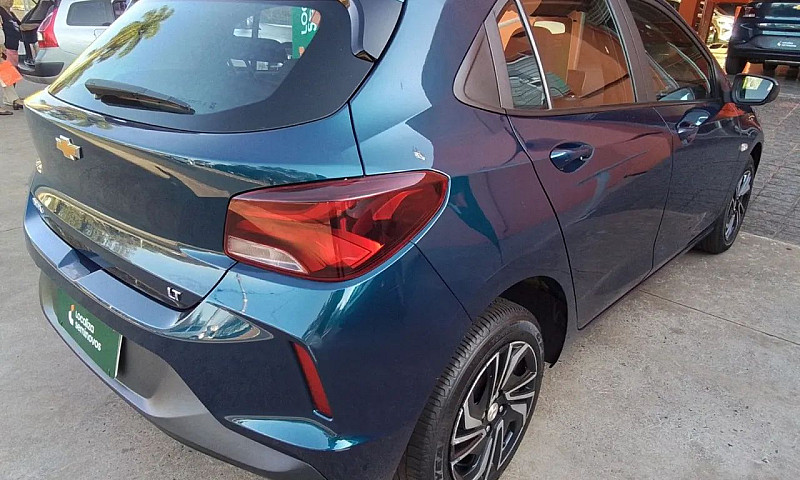 Chevrolet Onix Hatch...