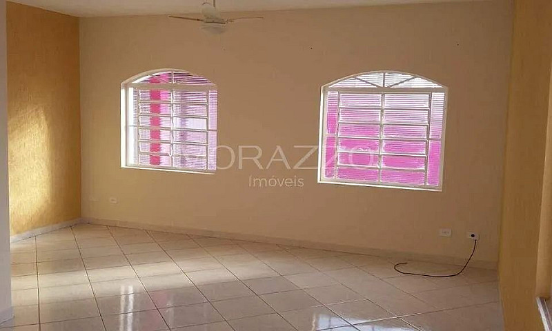 Casa Com 3 Dormitóri...