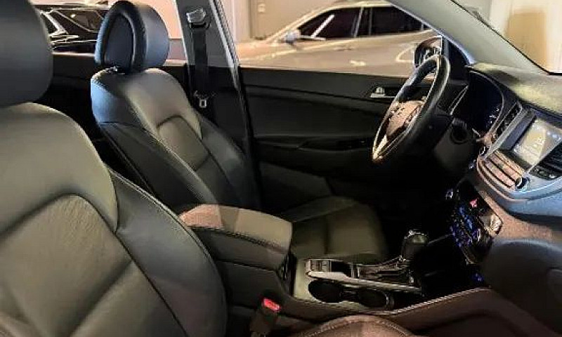 Hyundai Tucson Gls 1...
