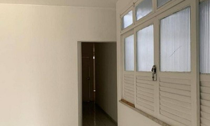 Casa Com 5 Dormitóri...