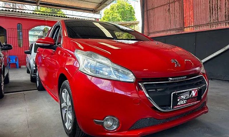 Peugeot 208 2015 1 M...