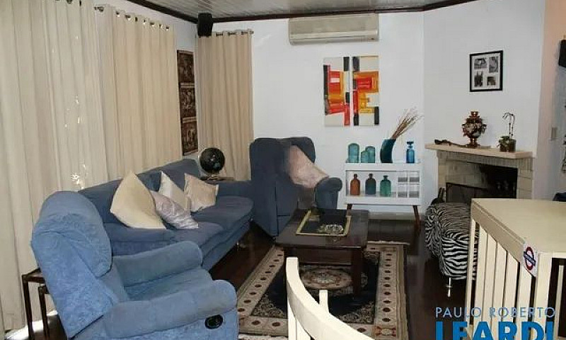Cobertura - Vila Olí...