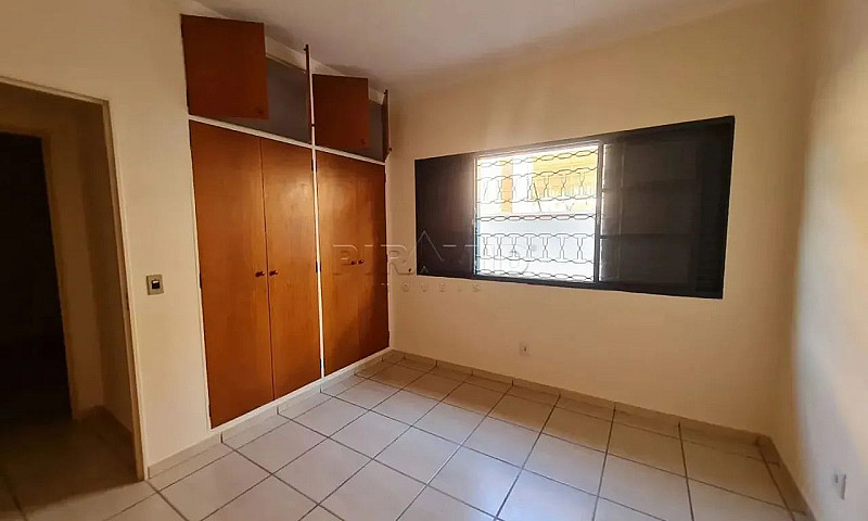 Casa Sobrado Padrão ...