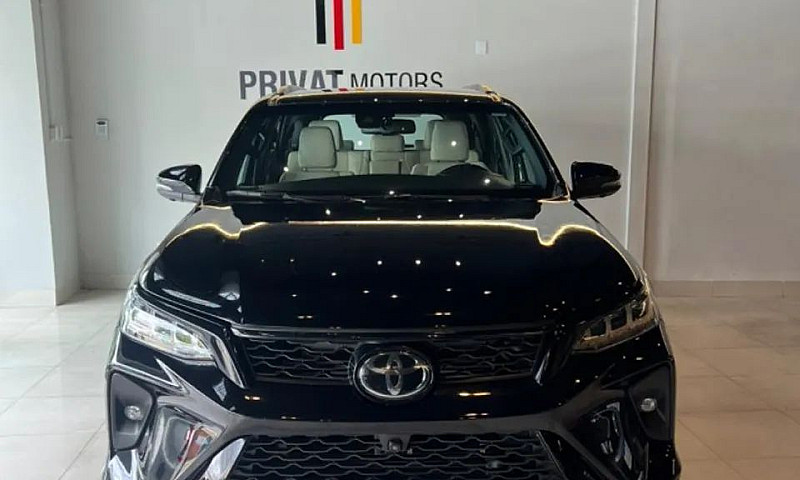 Toyota Hilux Sw4 Dia...