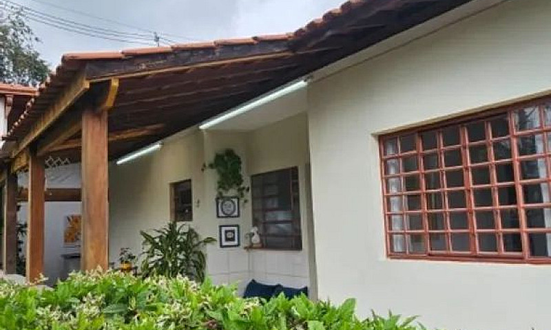 Casa Para Venda Em A...