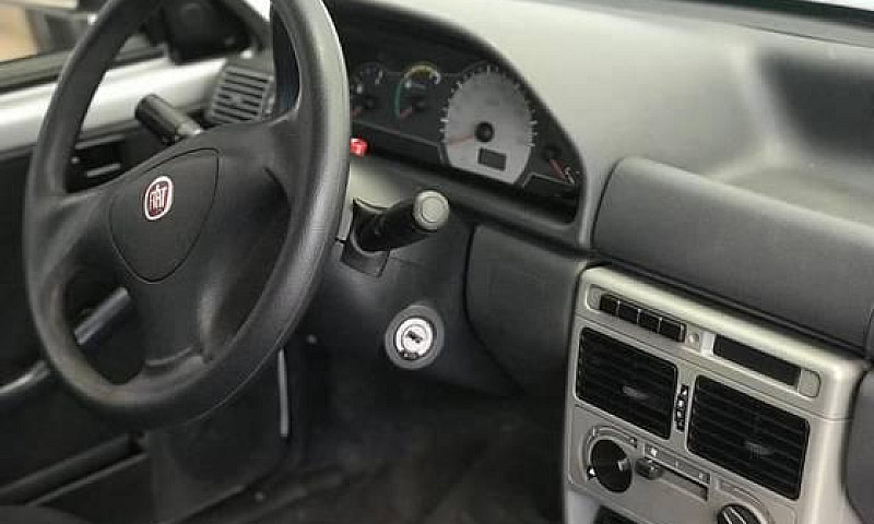Fiat Uno 2011/2012 1...