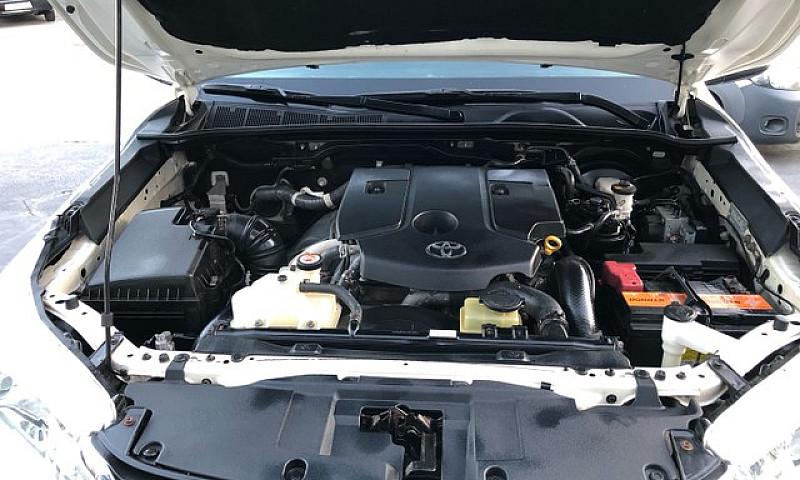 Hilux Std 2.8 Turbo ...