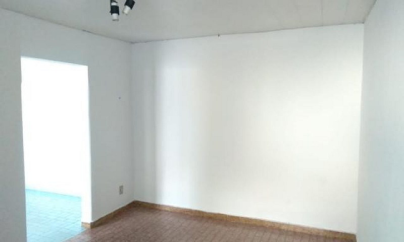 Goiânia - Casa Padrã...