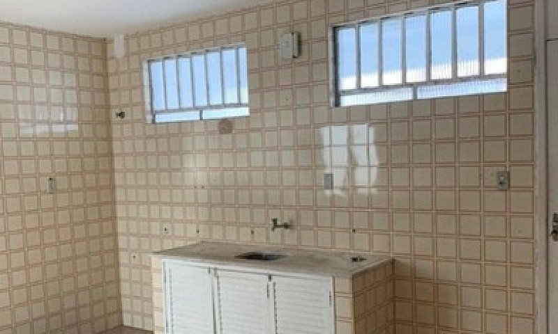Casa Com 5 Dormitóri...