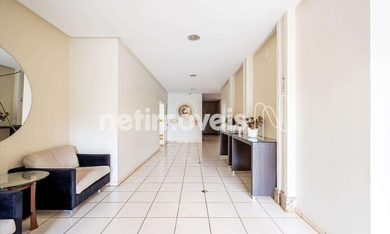 Apartamento Amplo De...