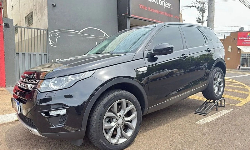 Land Rover Discovery...