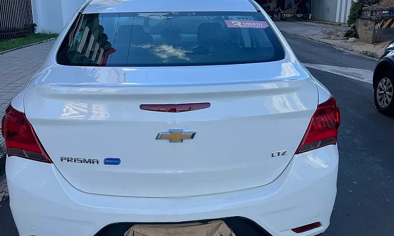 Chevrolet Prisma Sed...