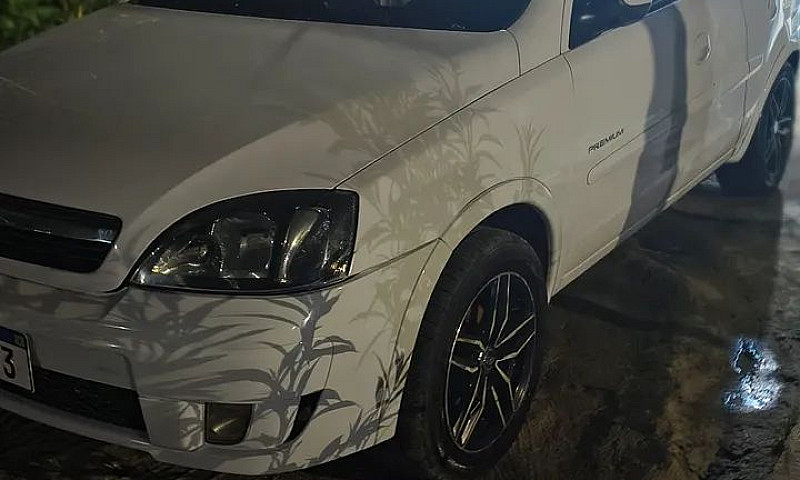 Chevrolet Corsa Sed....