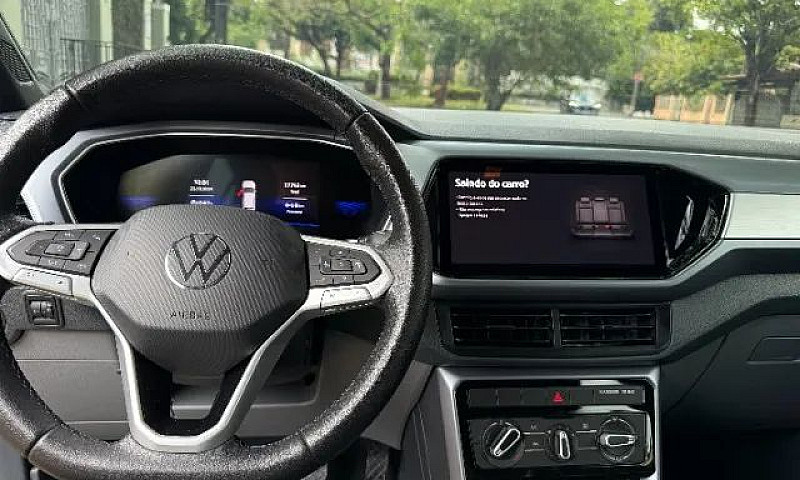 Volkswagen T-Cross 1...