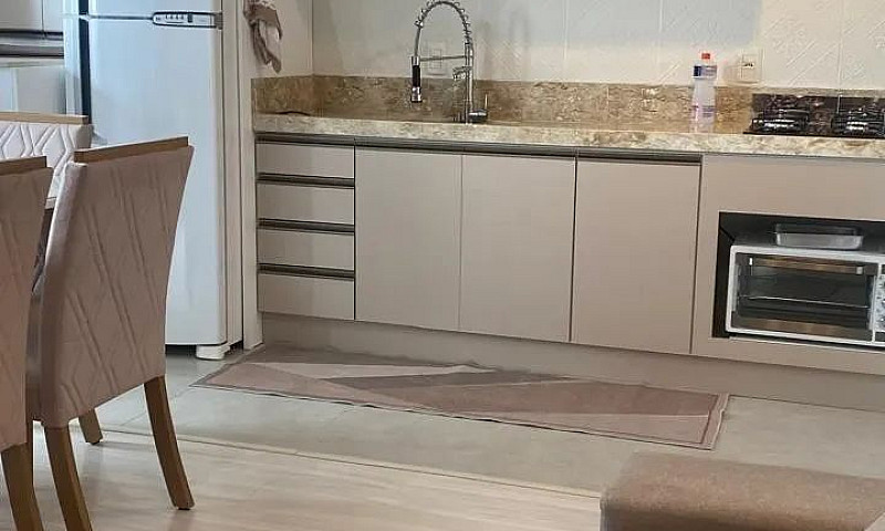 Apartamento Semimobi...