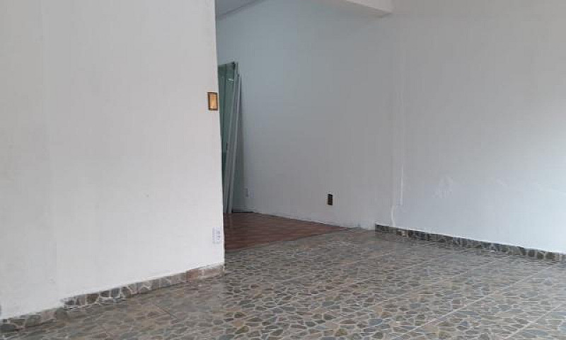 Avenida Nogueira Pad...