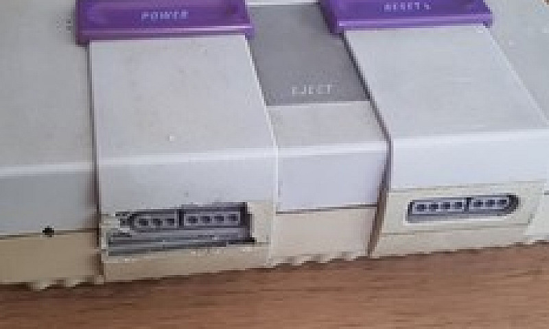 Super Nintendo Com D...