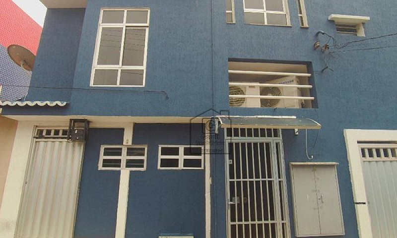 Casa Com 3 Dormitóri...