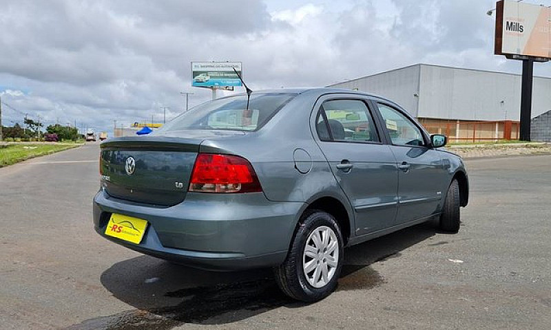 Volkswagen Voyage 1....