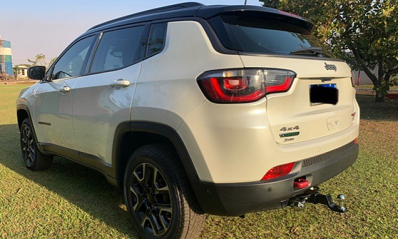 Jeep Compass Trailha...