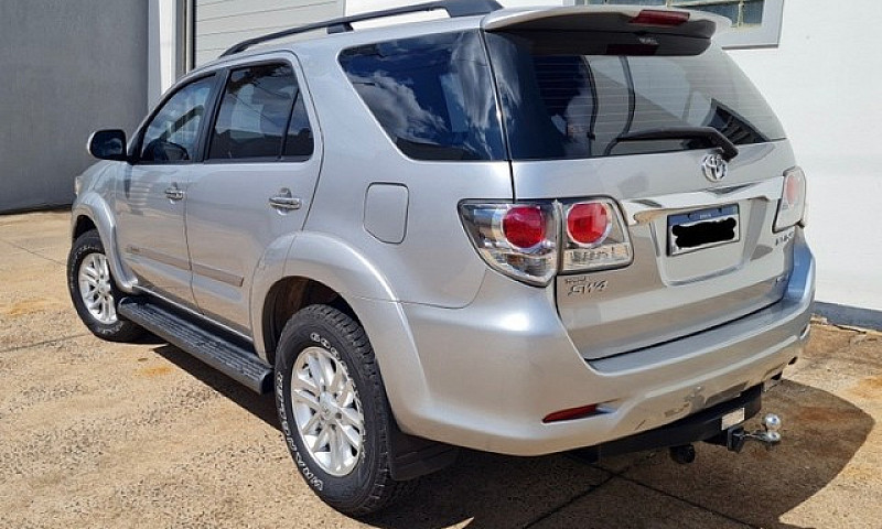 Toyota Sw4 Srv 4X4 -...