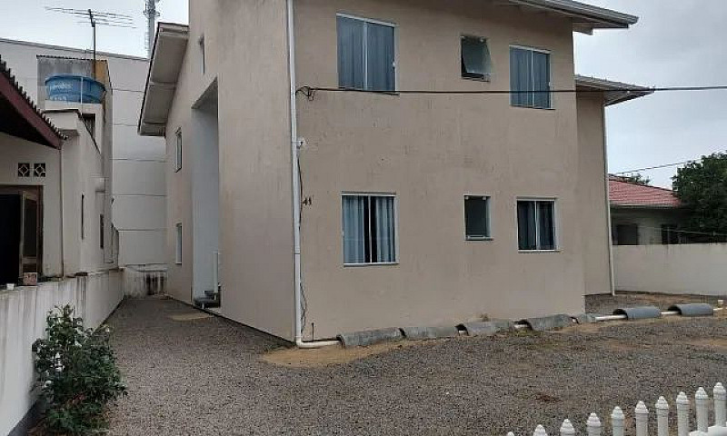 Aluga-Se Apartamento...