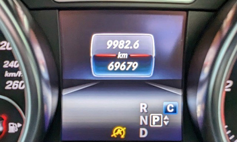 Mercedes-Benz Gls-35...