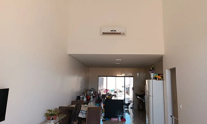 Vendo Casa Na Rua 02...