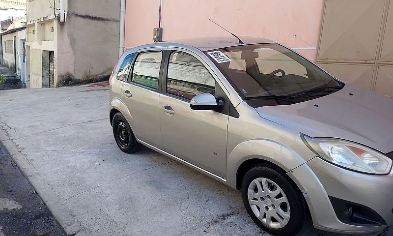 Ford Fiesta Se 1.0 8...