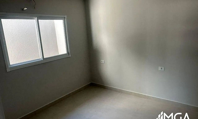 Casa Com 2 Dormitóri...