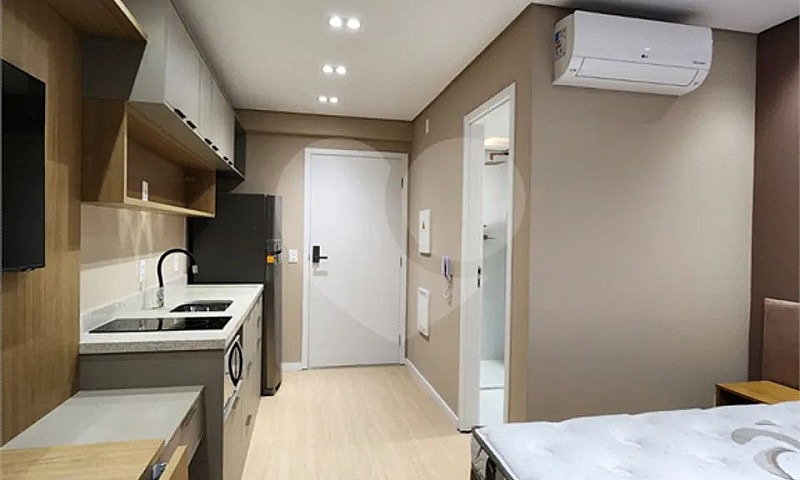 Studio Mobiliado Par...