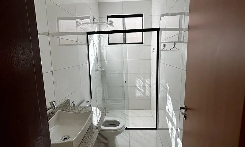 Alugo Belíssima Casa...