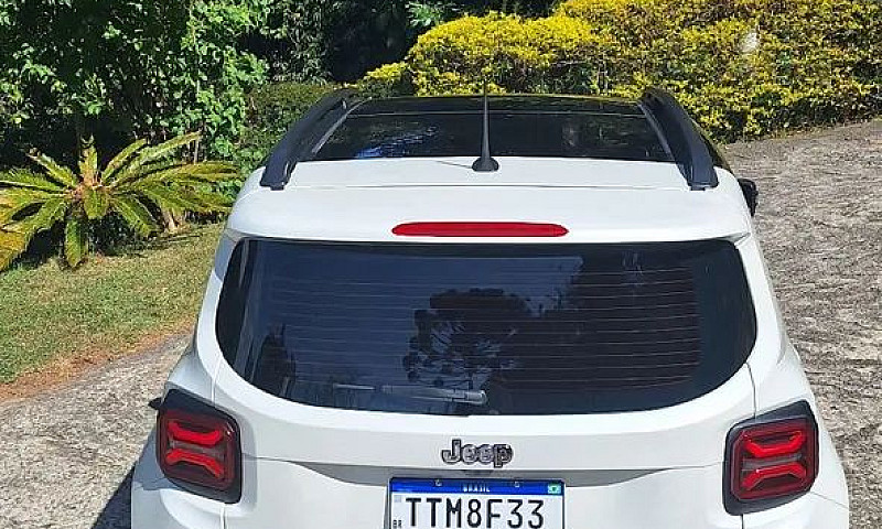 Jeep Renegade Sahara...