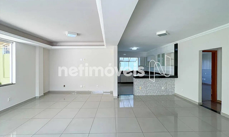 Casa 4 Quartos No Co...