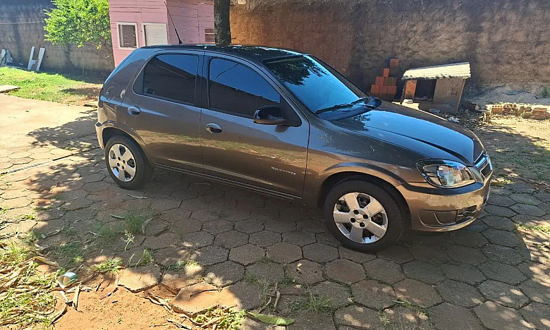 Chevrolet Celta Adva...