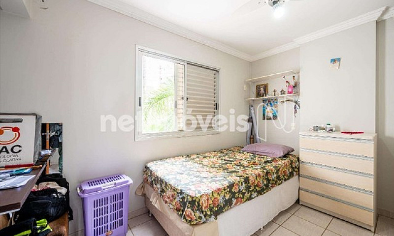 Apartamento Amplo De...