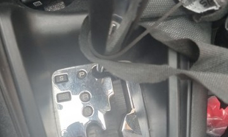 Peugeot 208...
