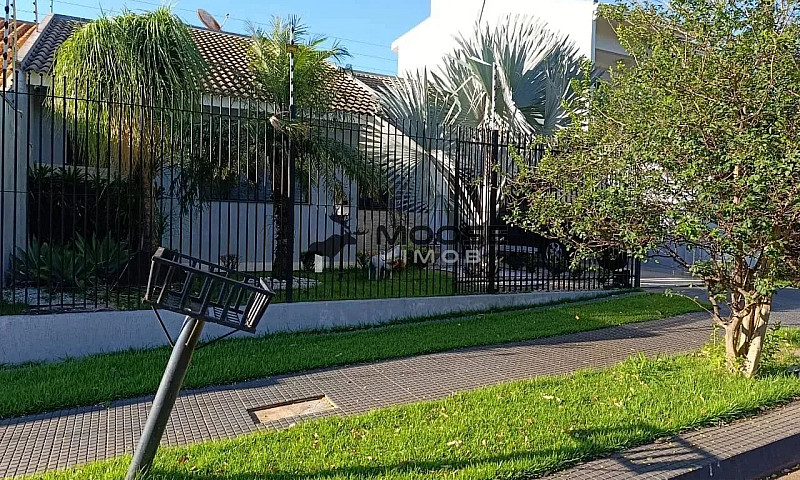 Casa Com Piscina Á V...