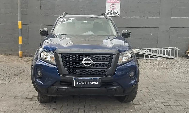 Nissan Frontier Atta...