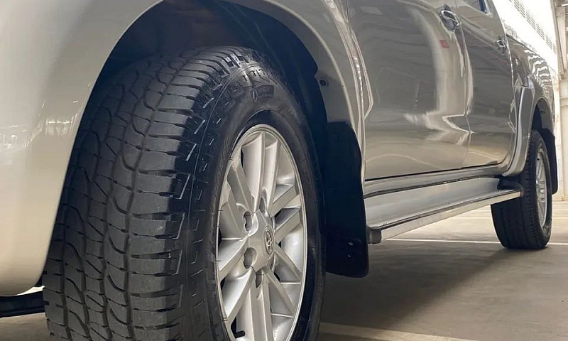 Toyota Hilux Cd Srv ...