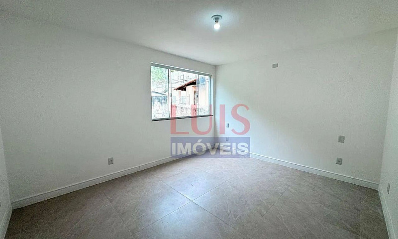 Casa Com 3 Dormitóri...