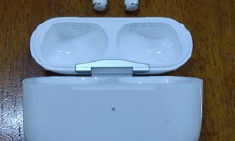 Airpods Pro...
