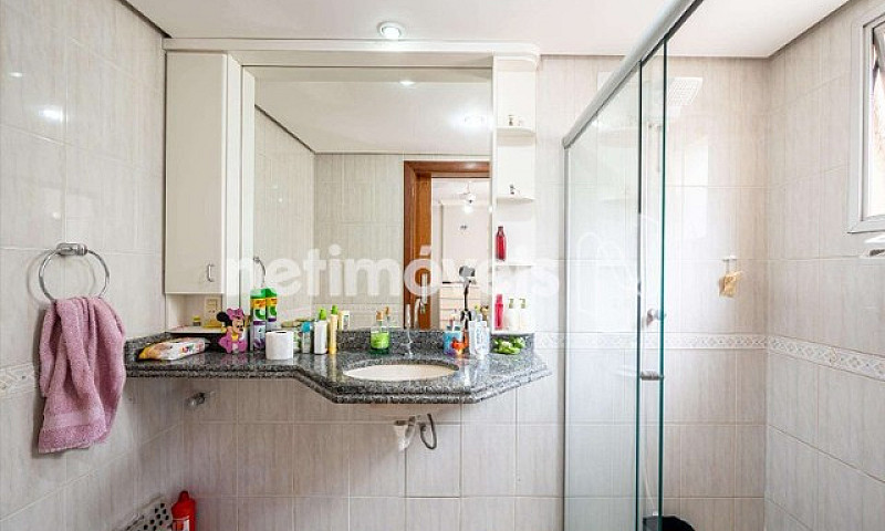 Apartamento Amplo De...