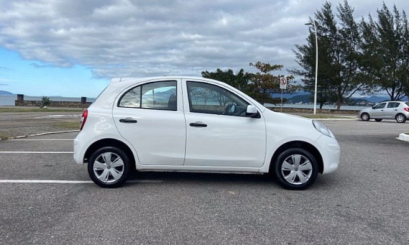 Nissan March 1.0 S 1...