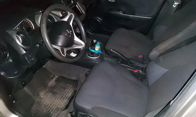 Honda Fit ...
