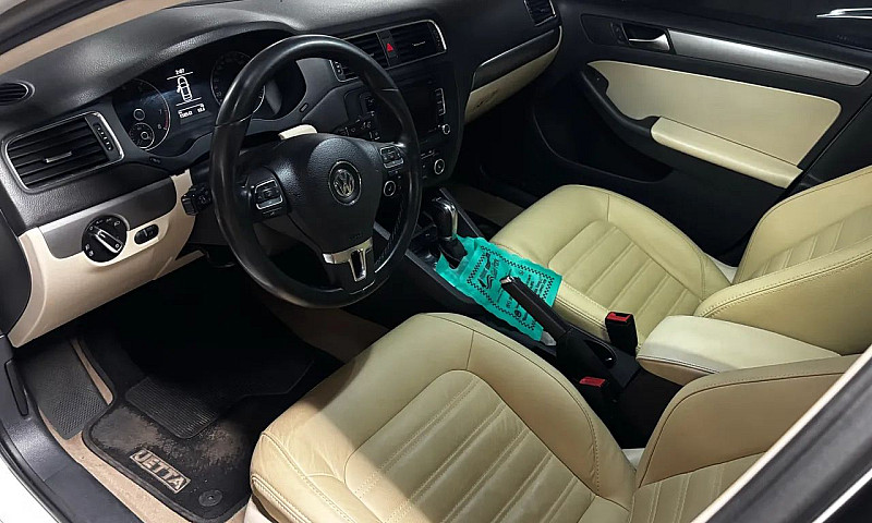 Volkswagen Jetta Hig...