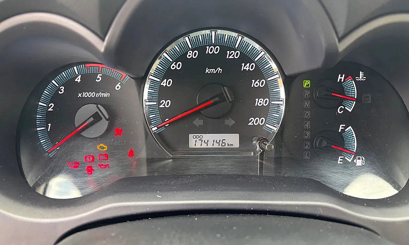 Hilux Sw4 4X4...